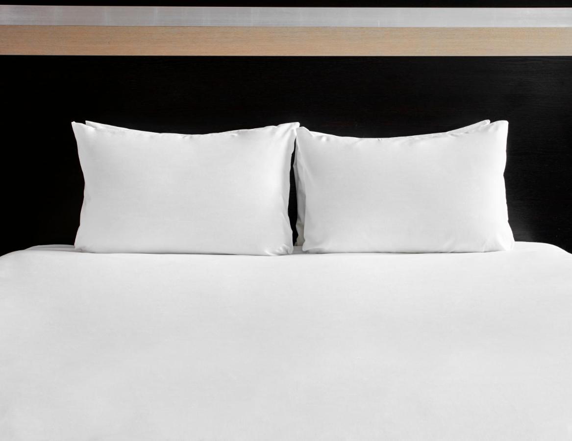 Holiday Inn Genoa City By Ihg Екстериор снимка