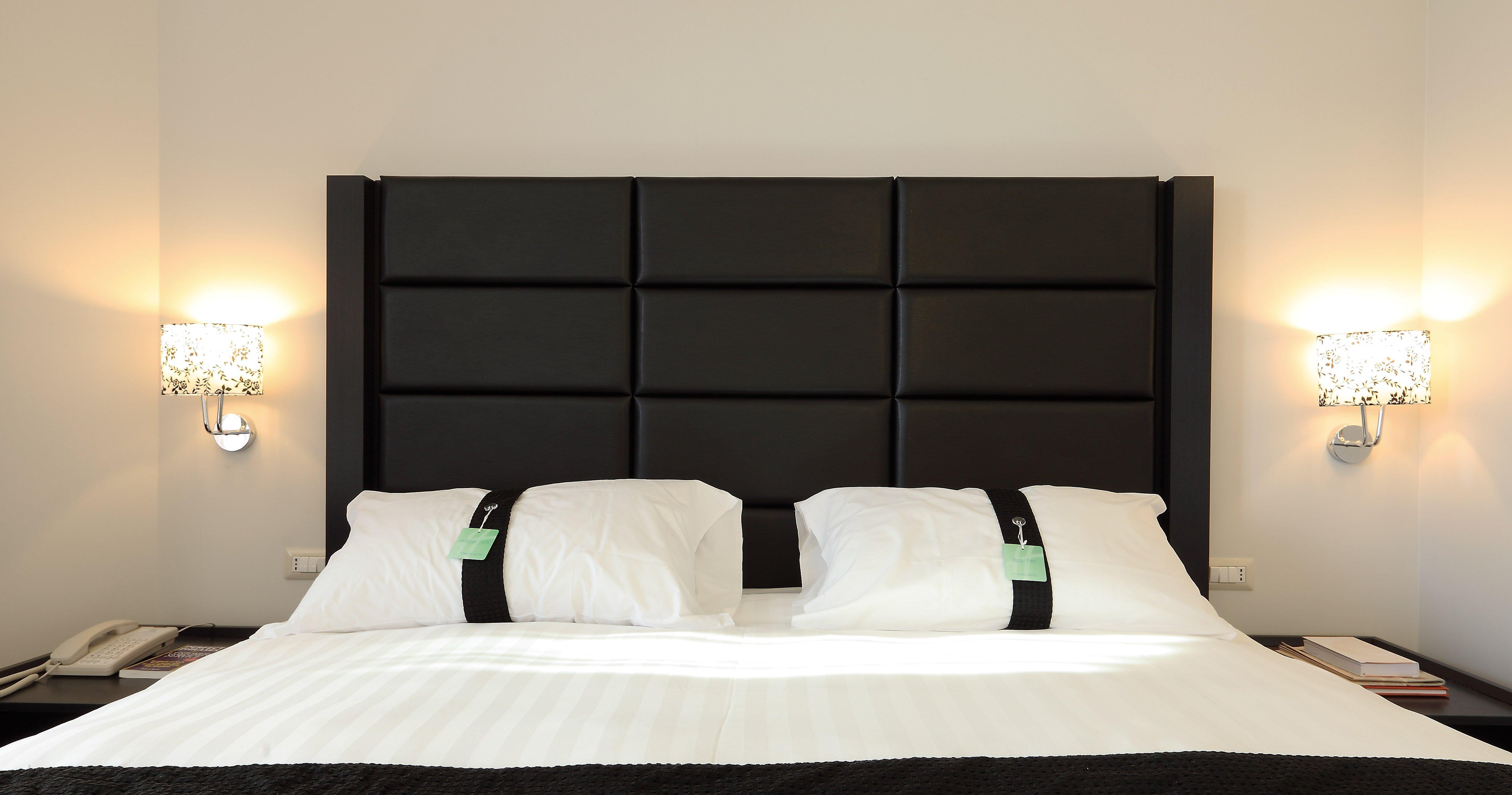 Holiday Inn Genoa City By Ihg Екстериор снимка
