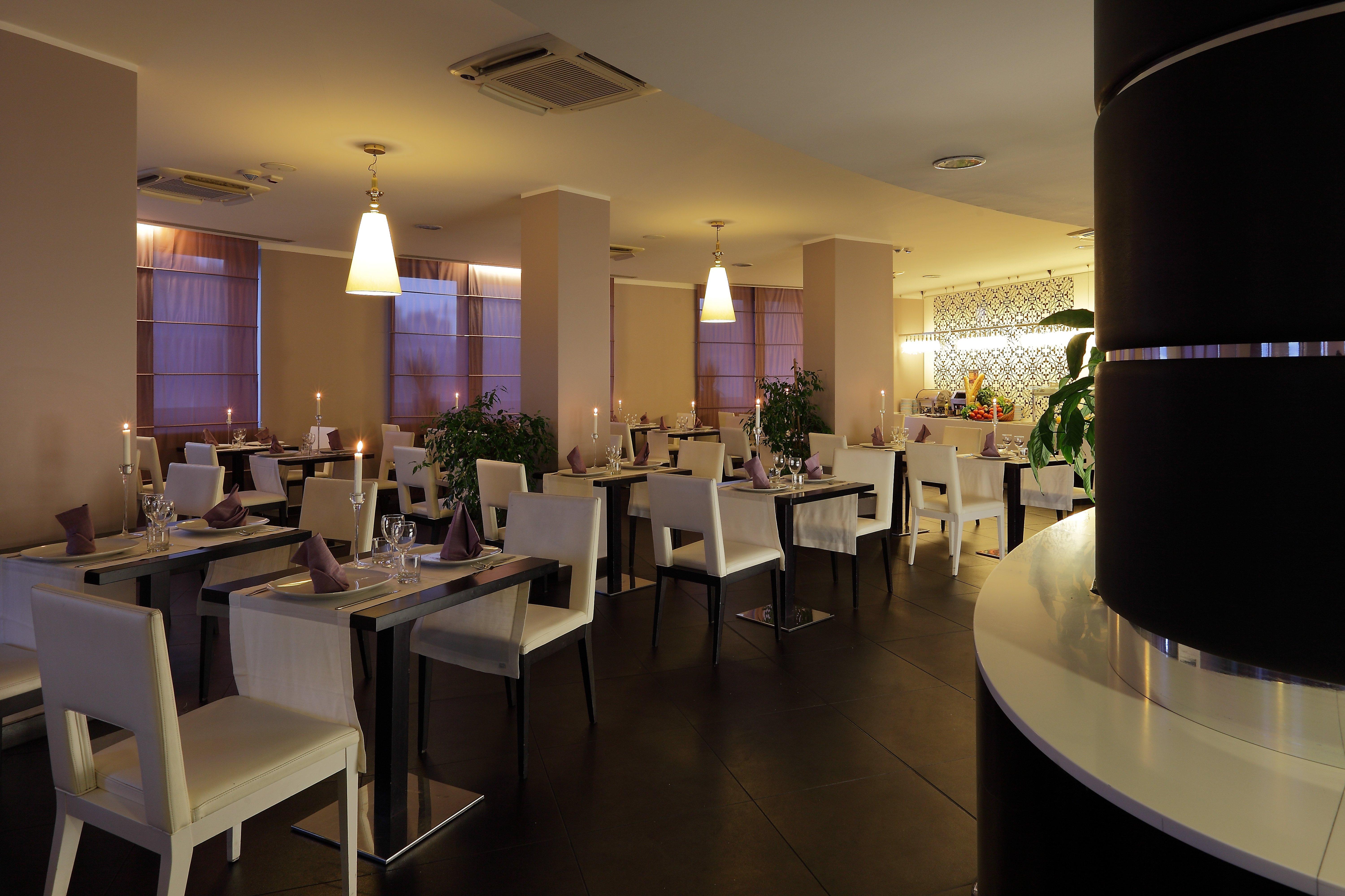 Holiday Inn Genoa City By Ihg Екстериор снимка