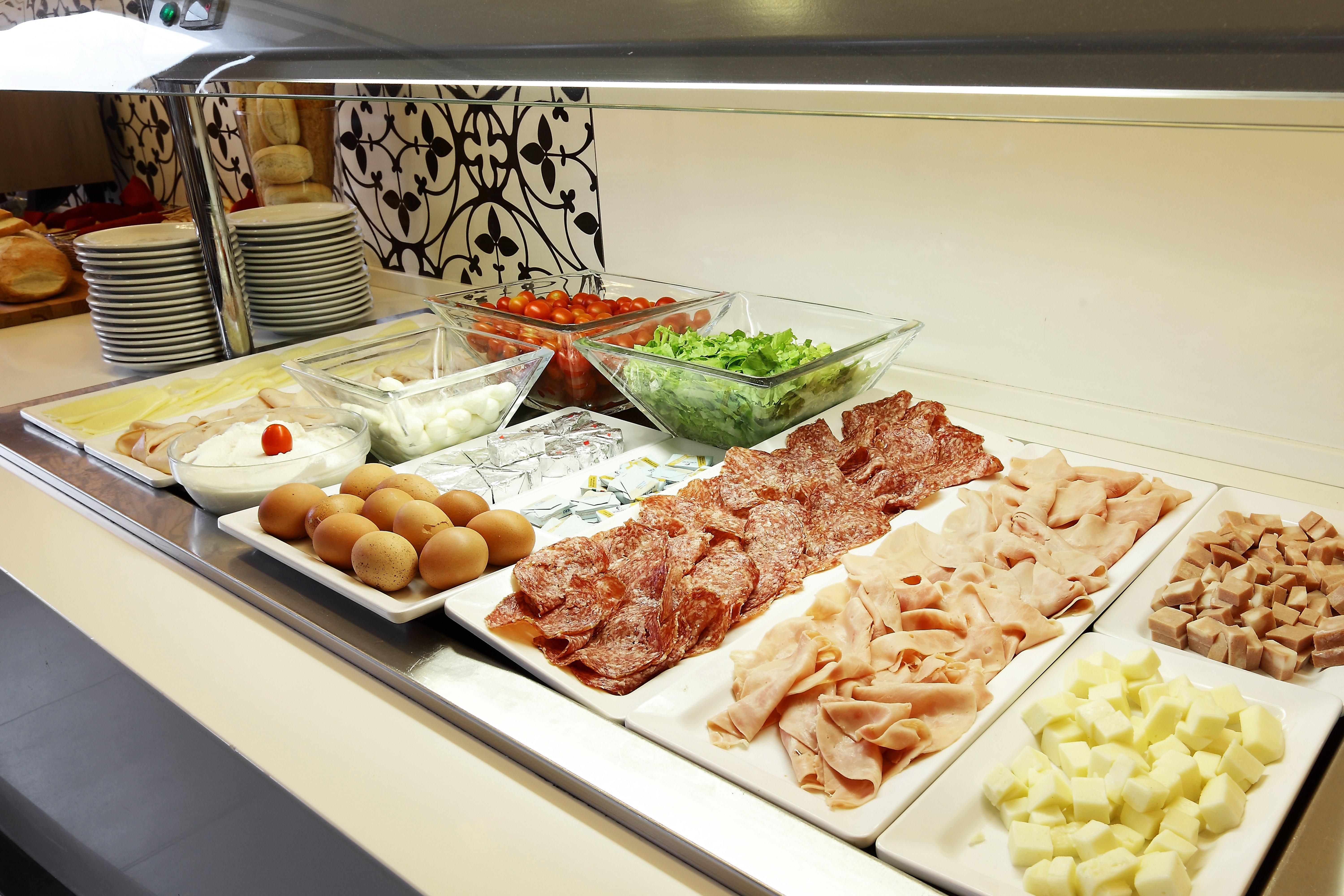 Holiday Inn Genoa City By Ihg Екстериор снимка